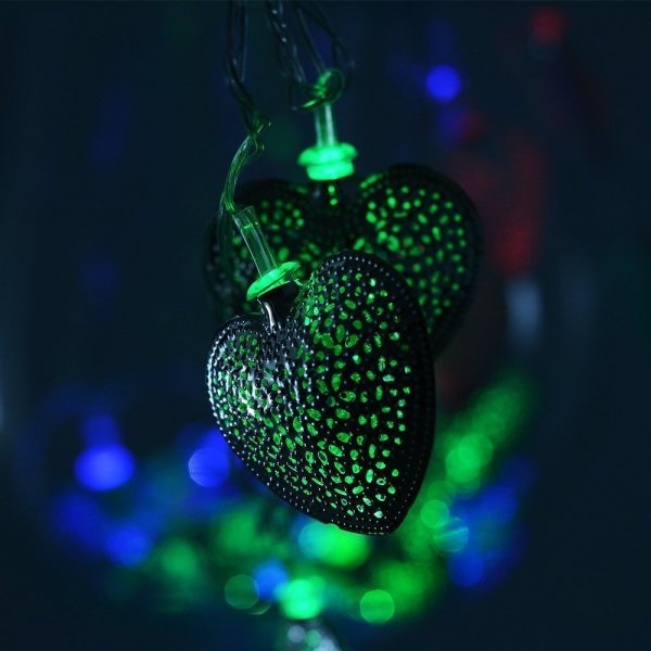 Гирлянда электрическая Сердечки для улицы 28 LED цветное свечение 1 режим прозрачный провод 4 м 220 В /Tongde/